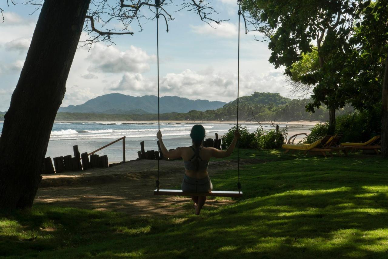 Capitan Suizo Beachfront Boutique Hotel Tamarindo Kültér fotó