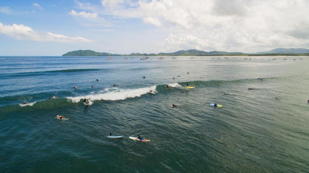 Capitan Suizo Beachfront Boutique Hotel Tamarindo Kültér fotó