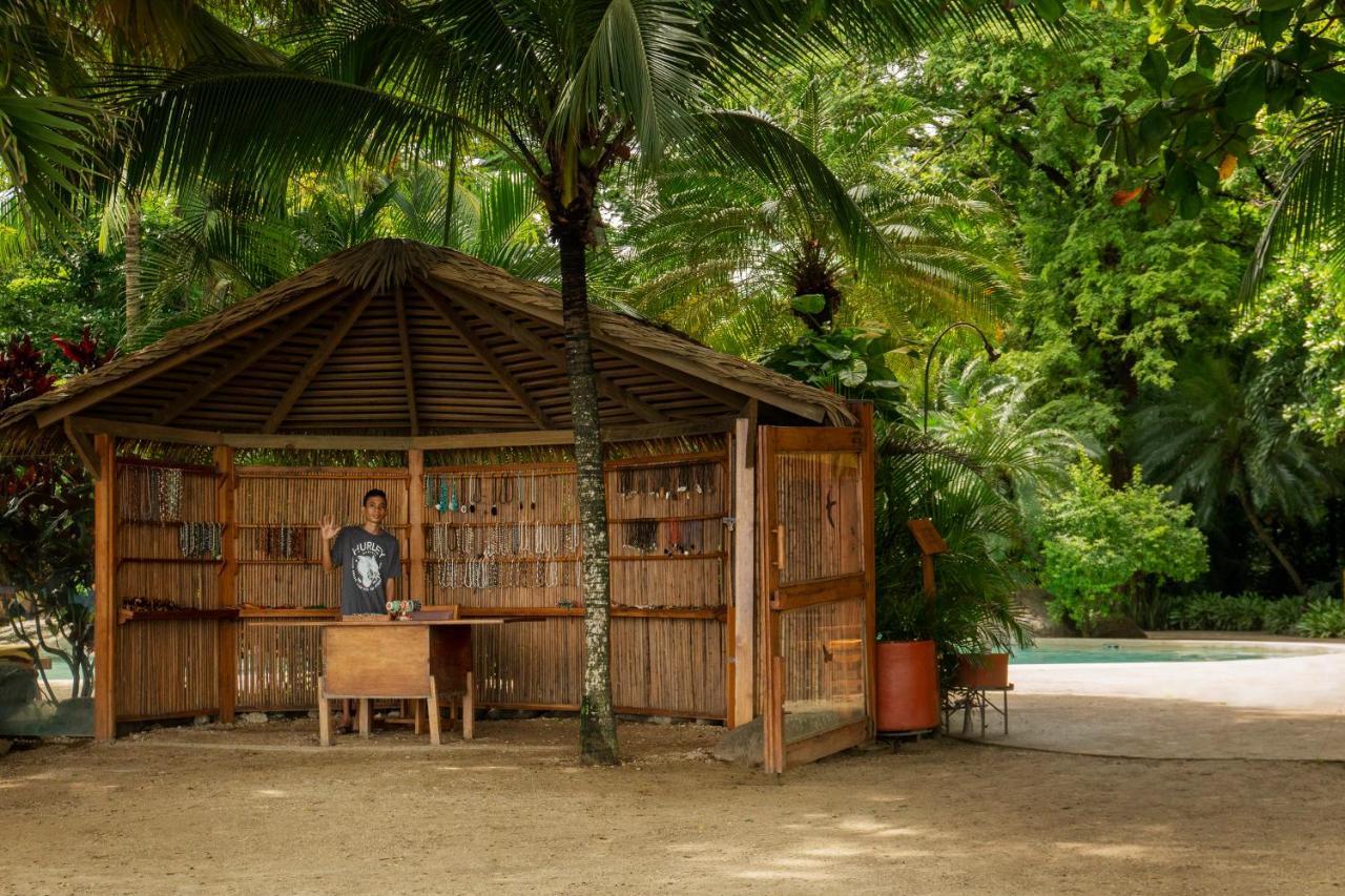 Capitan Suizo Beachfront Boutique Hotel Tamarindo Kültér fotó