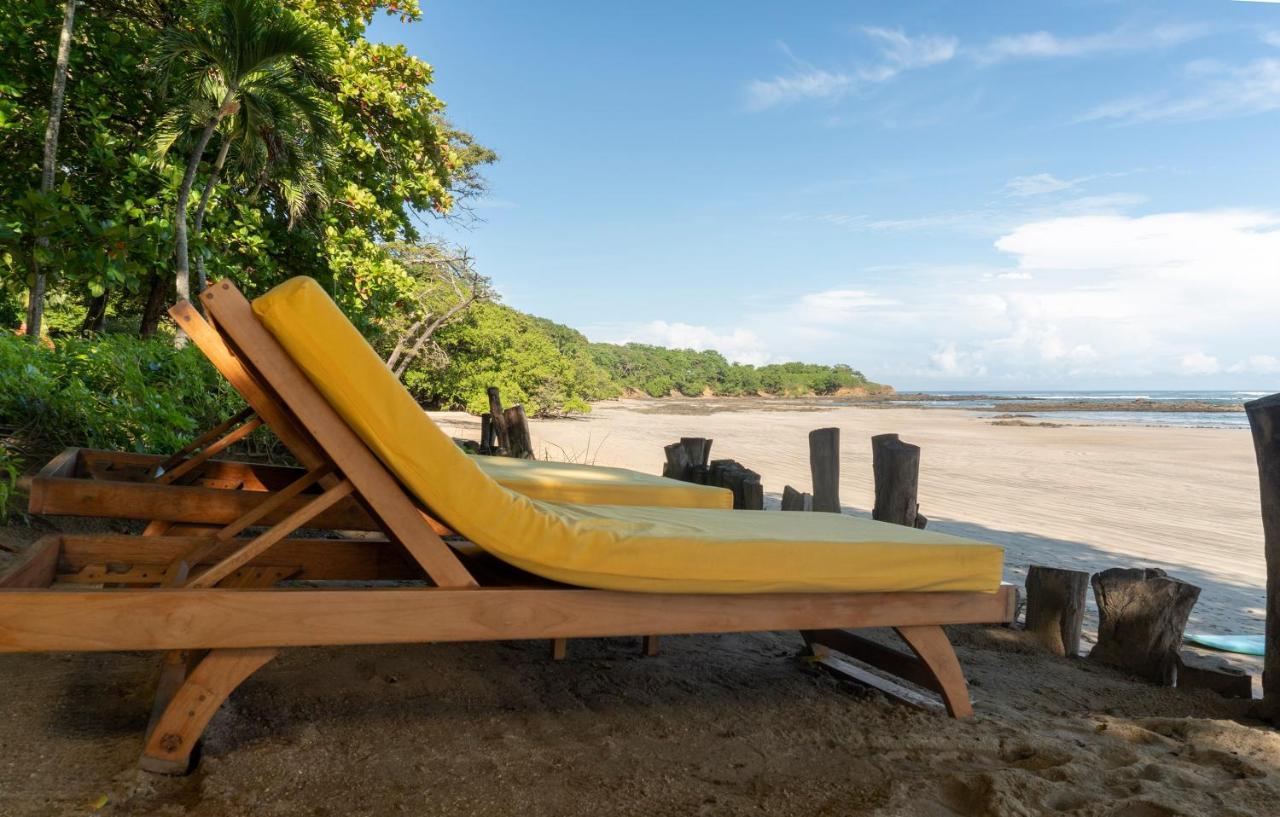 Capitan Suizo Beachfront Boutique Hotel Tamarindo Kültér fotó