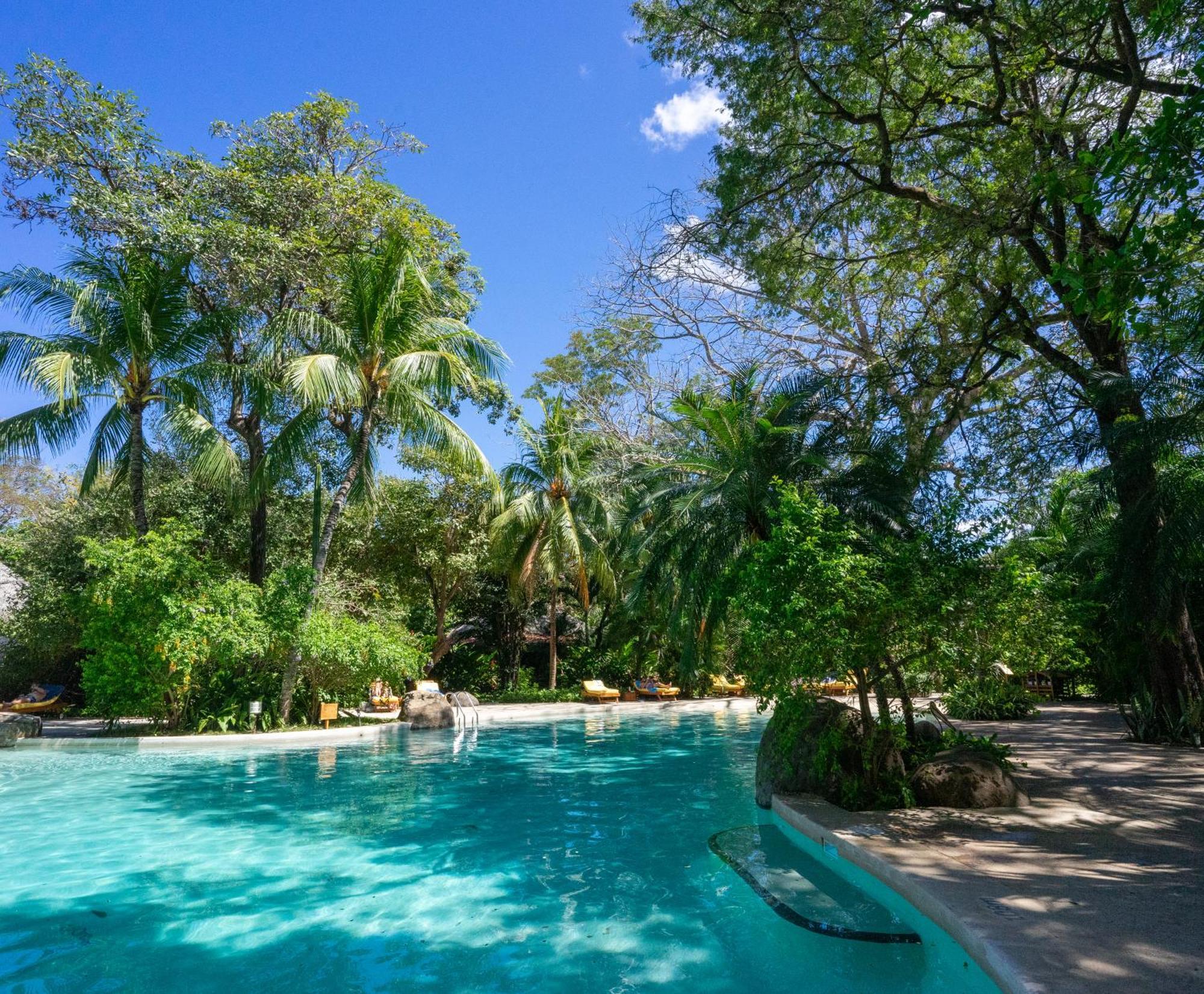 Capitan Suizo Beachfront Boutique Hotel Tamarindo Kültér fotó